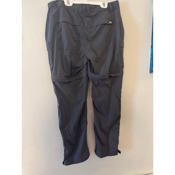 REI co-op grey cargo hiking pants convertible women's size 10 - Picture 4 of 5